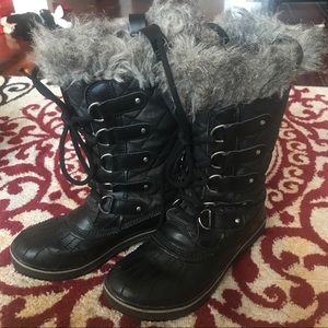 Black Sorel Joan of Arctic Boots